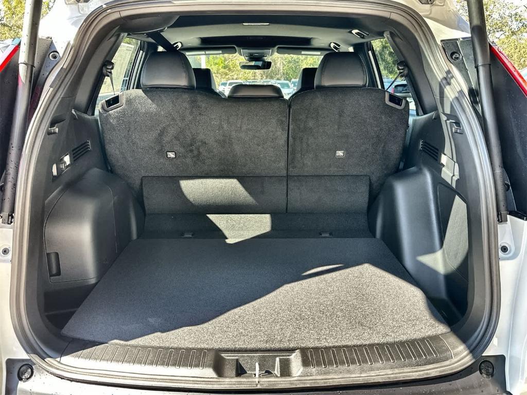 new 2026 Honda CR-V Hybrid car, priced at $41,664