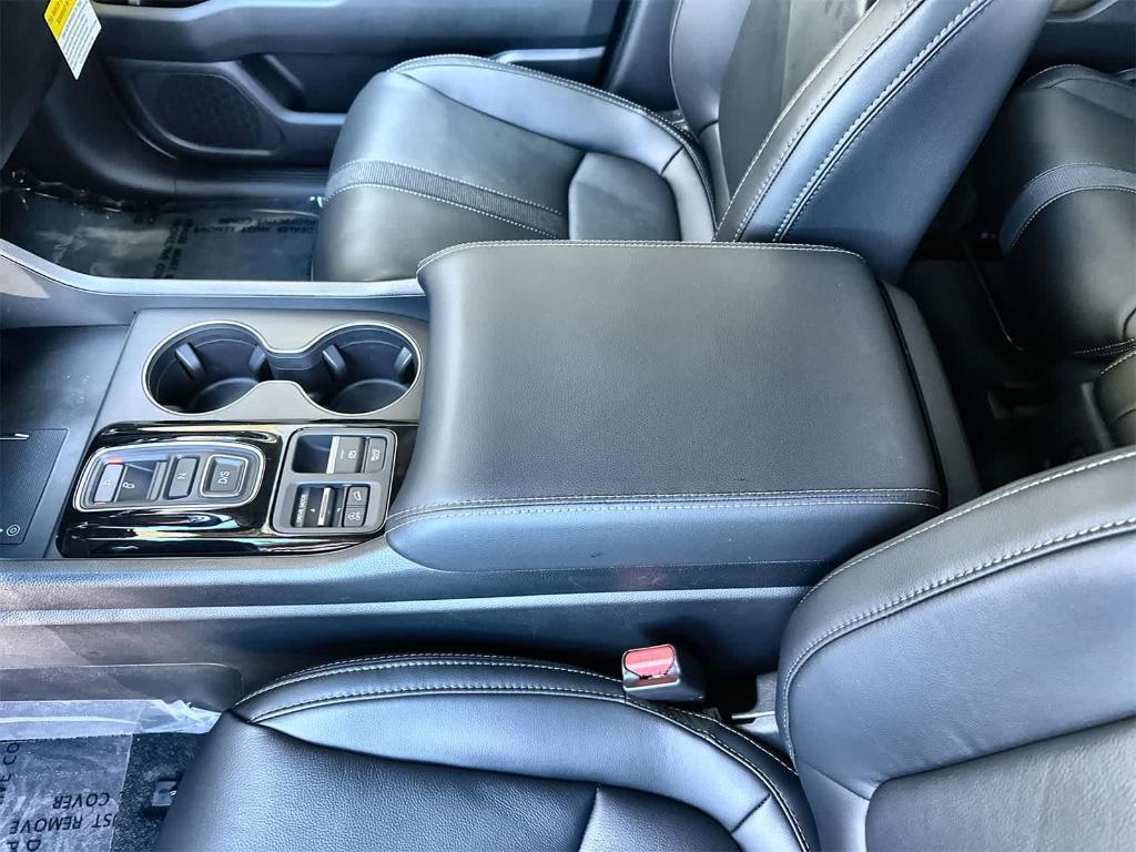 new 2026 Honda Pilot car, priced at $43,544