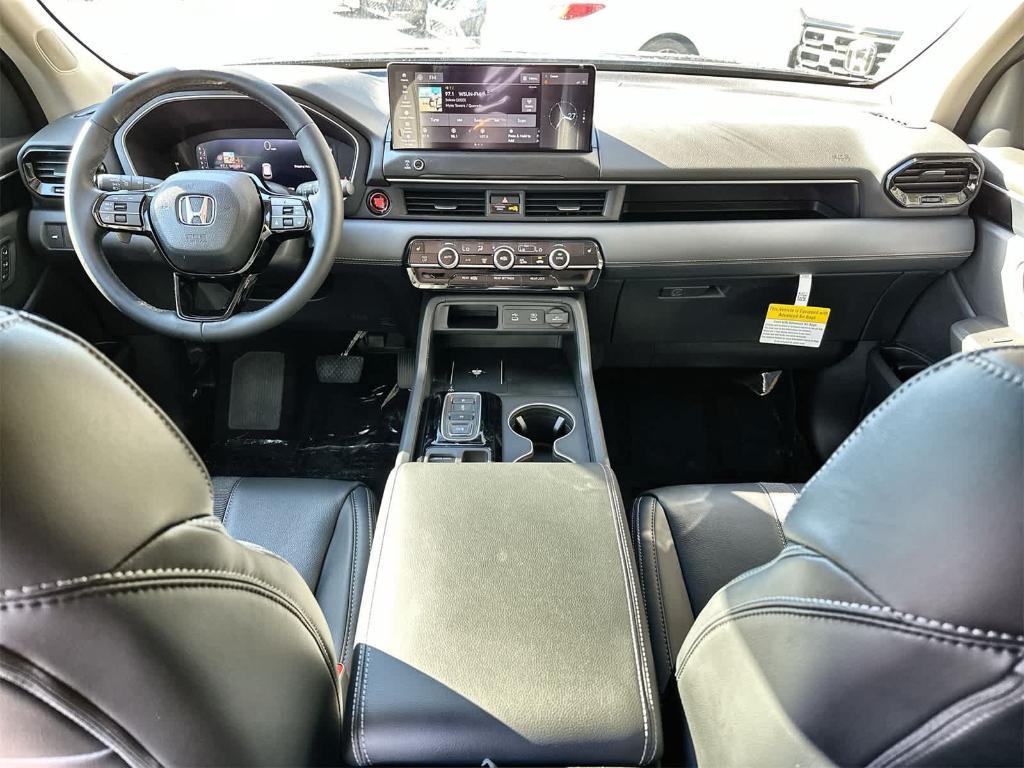 new 2026 Honda Pilot car, priced at $43,544