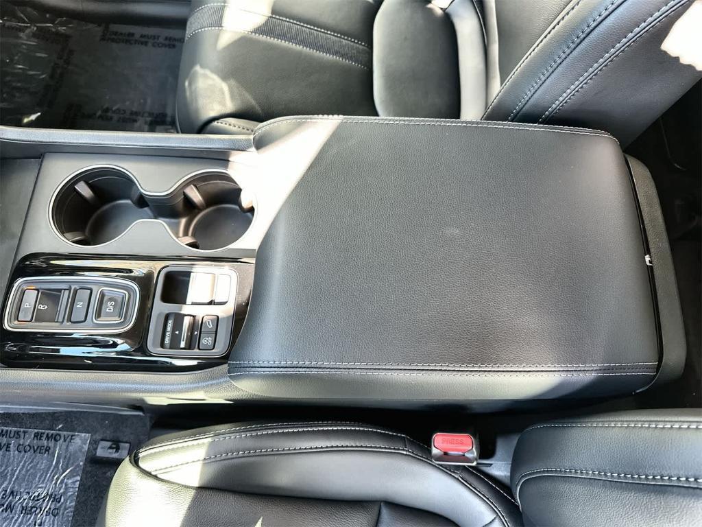 new 2026 Honda Pilot car, priced at $43,544