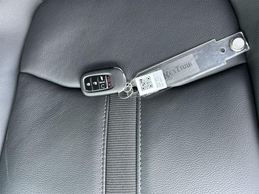 new 2026 Honda Pilot car, priced at $43,544