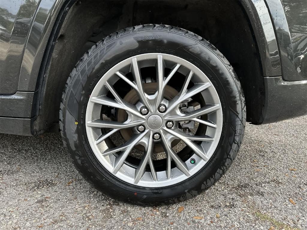 used 2023 Jeep Grand Cherokee car, priced at $36,913