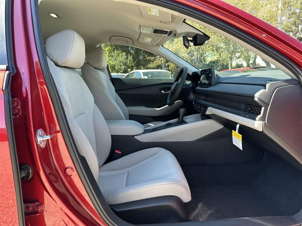 new 2025 Honda Accord car, priced at $28,986