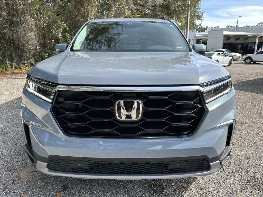 used 2024 Honda Pilot car, priced at $36,877