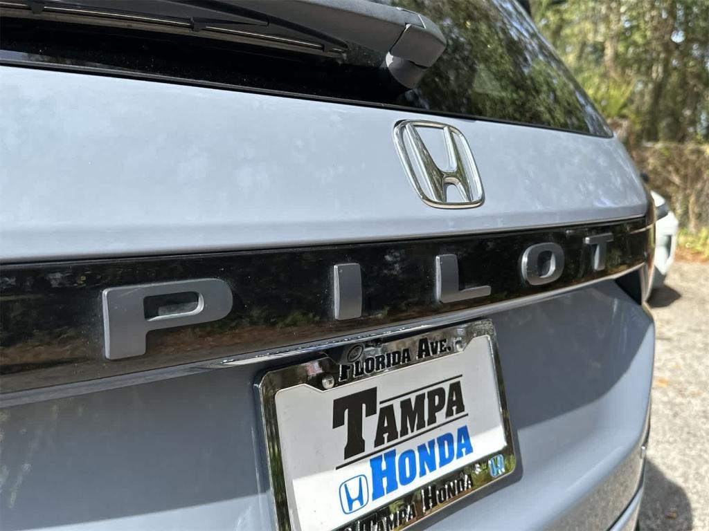 used 2024 Honda Pilot car, priced at $36,877