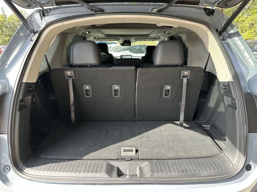 used 2024 Honda Pilot car, priced at $36,877