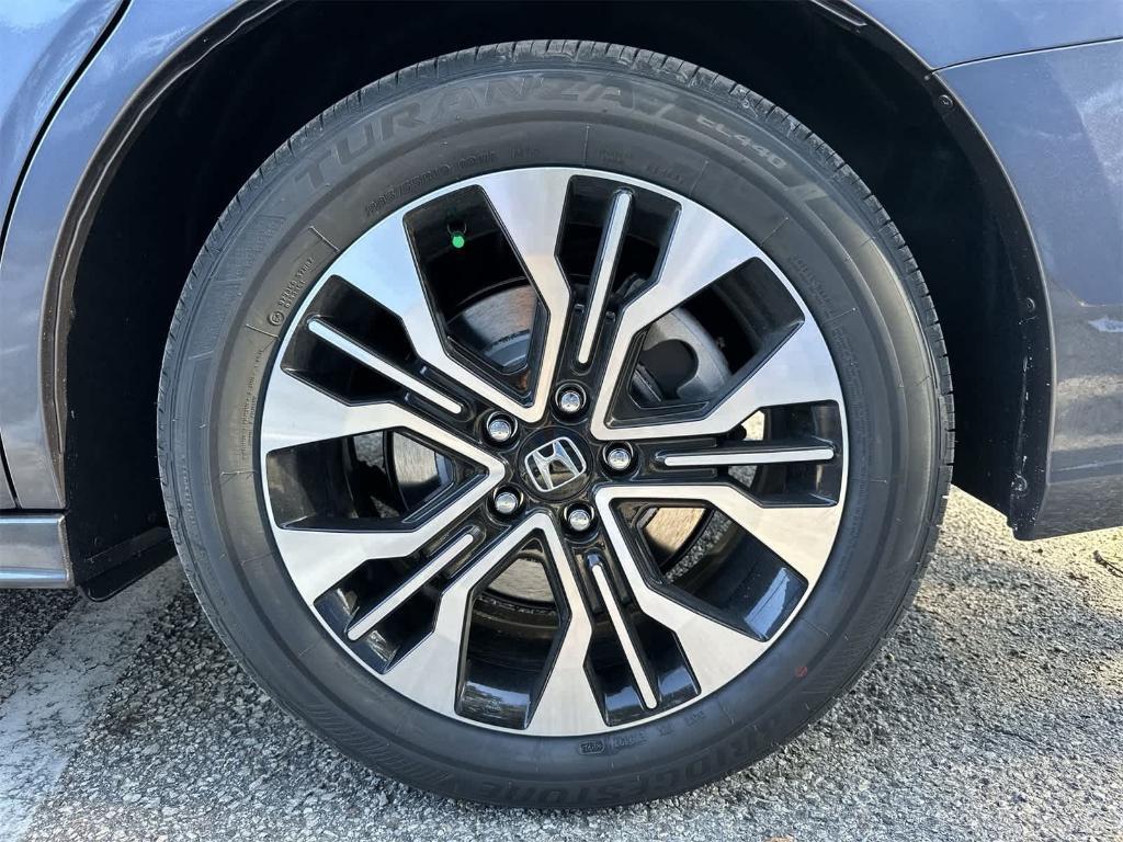 new 2026 Honda Odyssey car, priced at $49,307