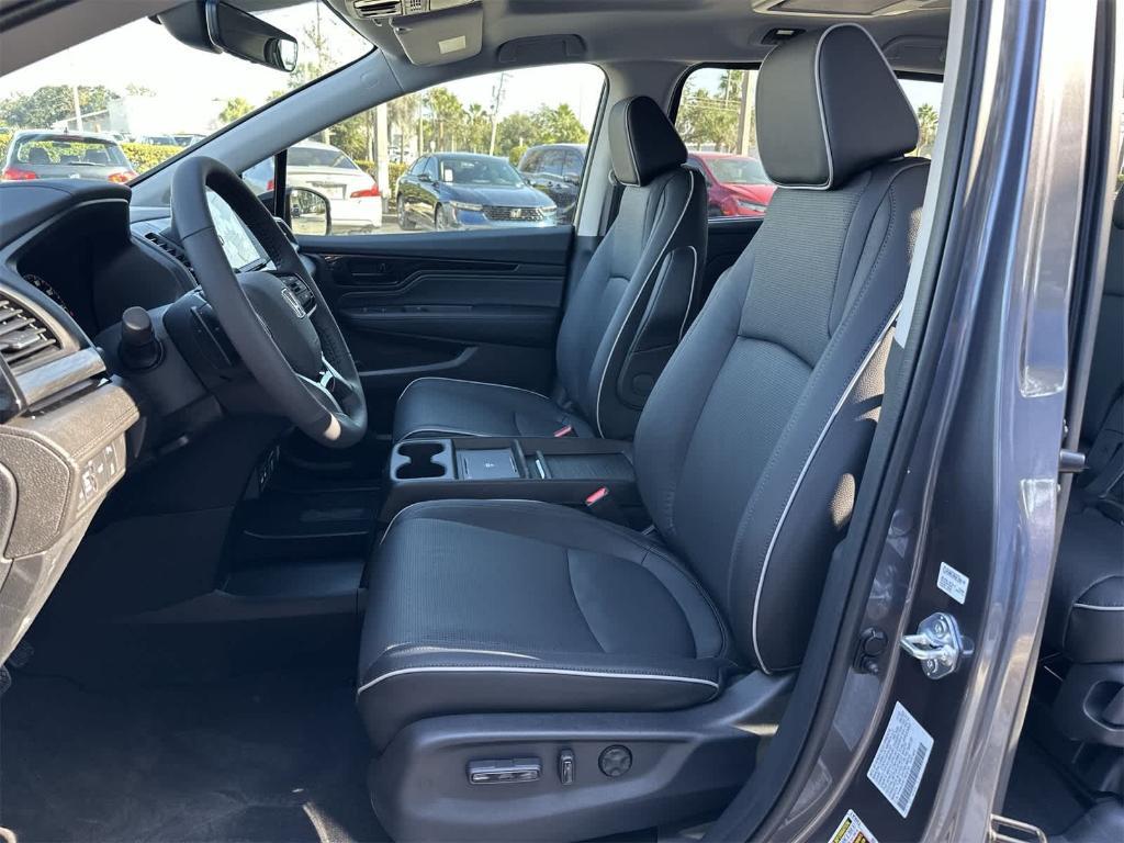 new 2026 Honda Odyssey car, priced at $49,307