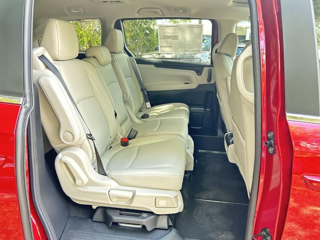 new 2026 Honda Odyssey car, priced at $42,366
