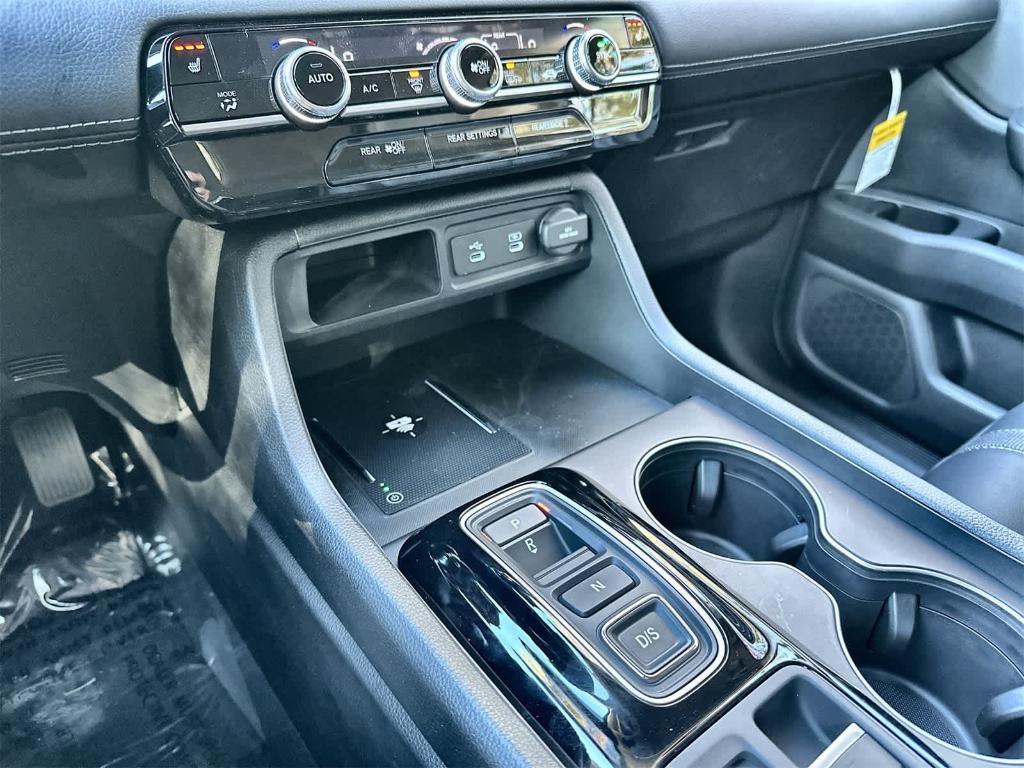 new 2026 Honda Pilot car, priced at $45,529