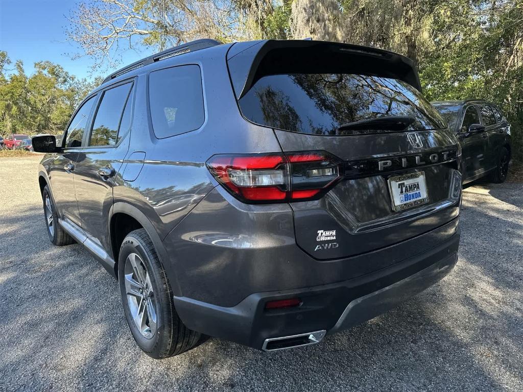new 2026 Honda Pilot car, priced at $45,529