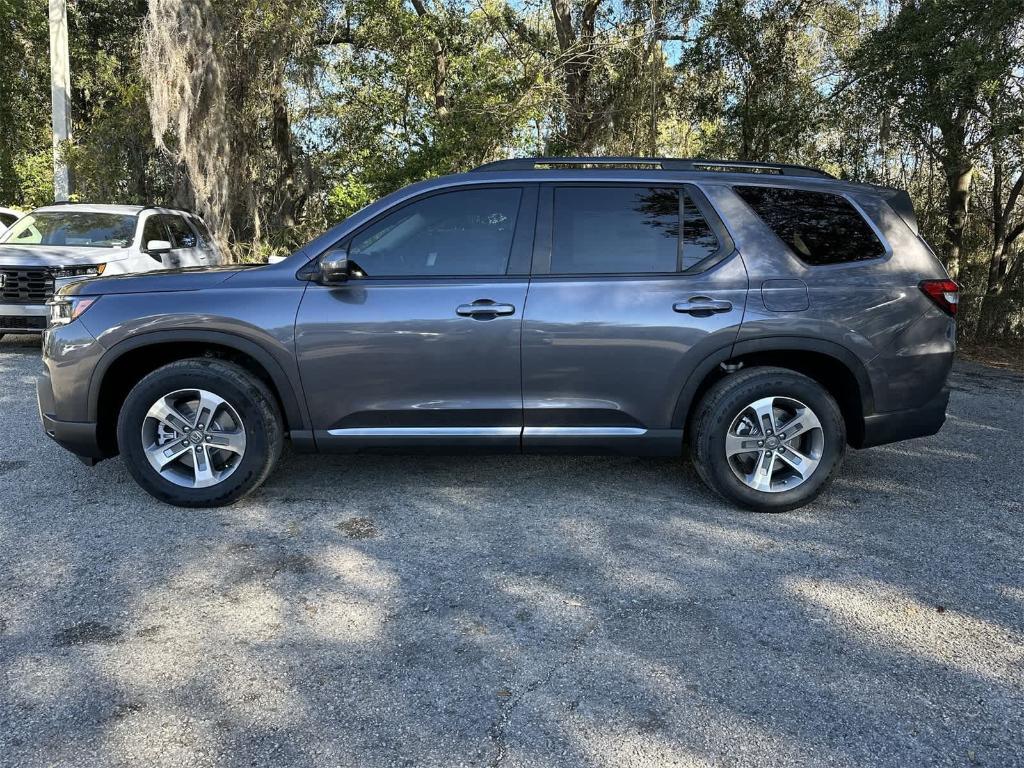 new 2026 Honda Pilot car, priced at $45,529