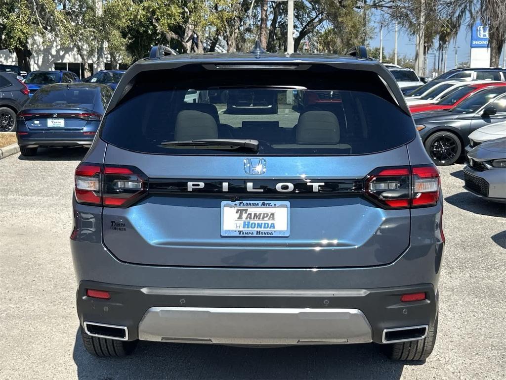 new 2026 Honda Pilot car, priced at $43,544