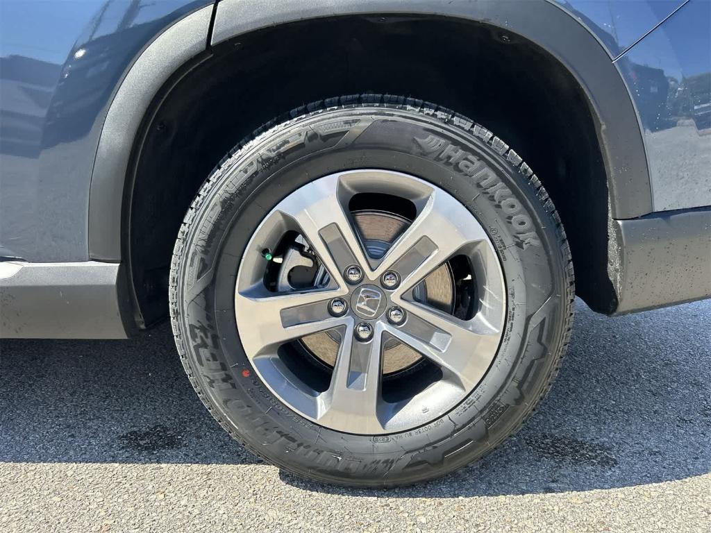 new 2026 Honda Pilot car, priced at $43,544