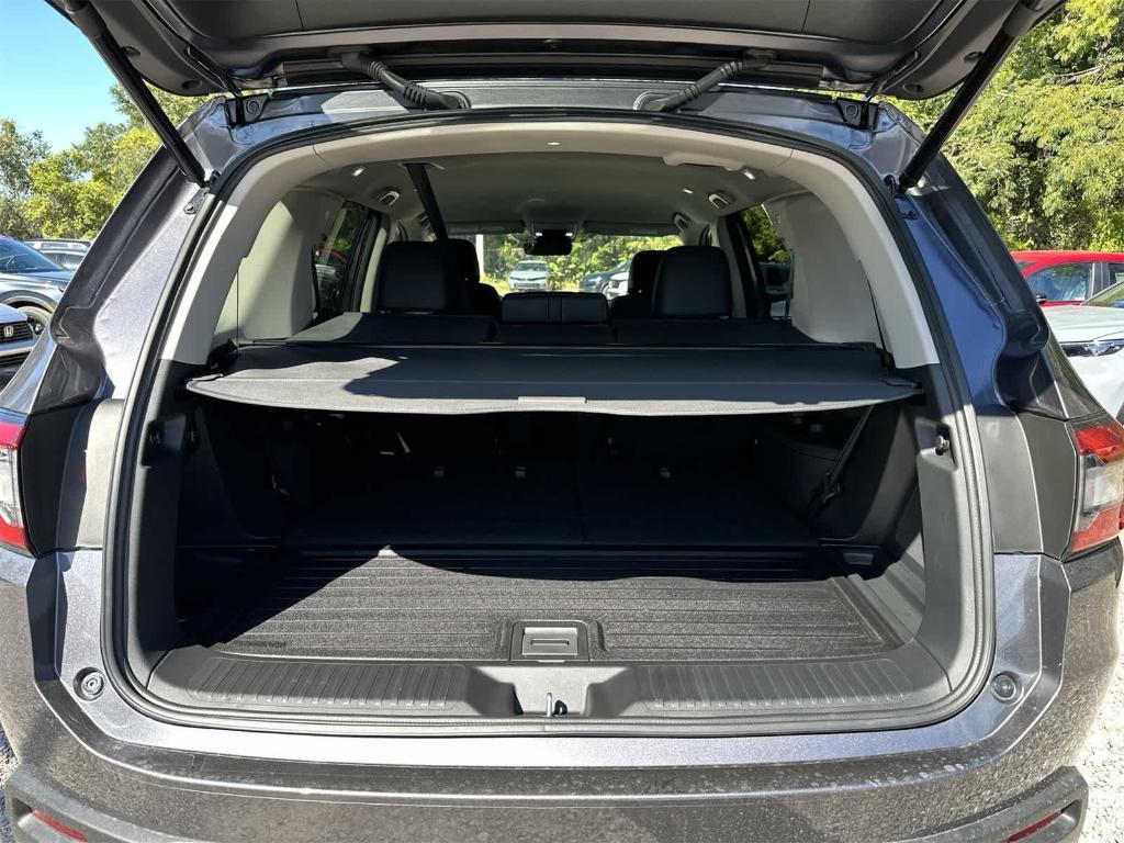 new 2025 Honda Pilot car, priced at $41,702