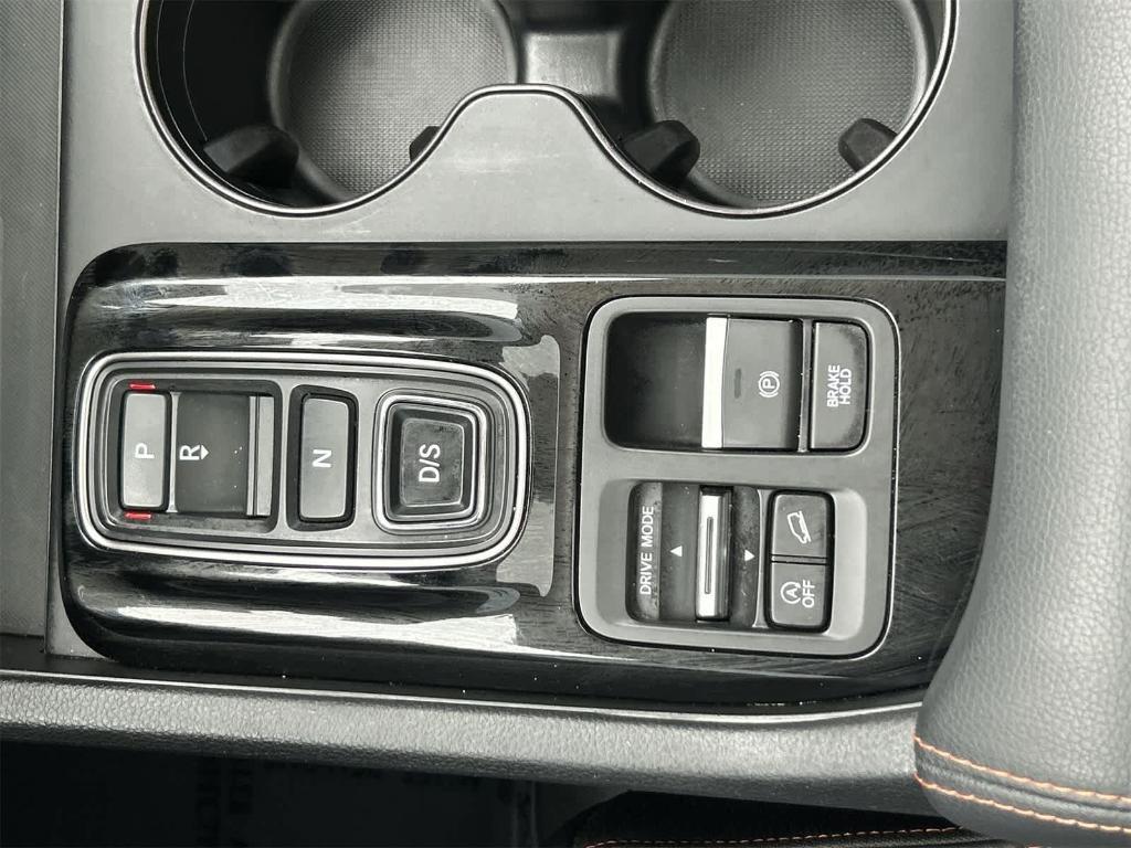 used 2025 Honda Pilot car, priced at $42,777