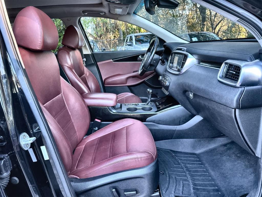 used 2018 Kia Sorento car, priced at $11,180