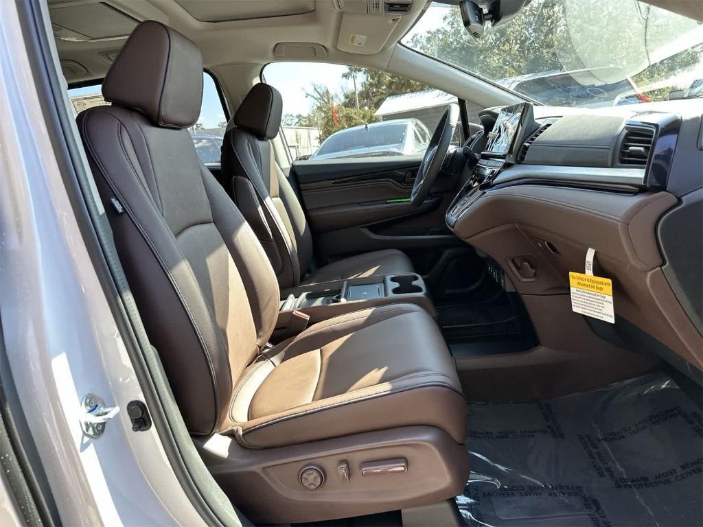 new 2026 Honda Odyssey car, priced at $46,535