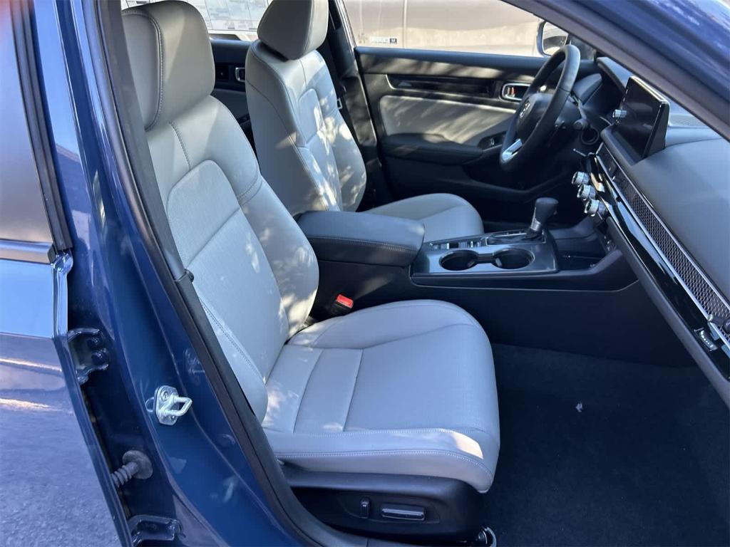 new 2025 Honda Civic Hybrid car, priced at $31,678