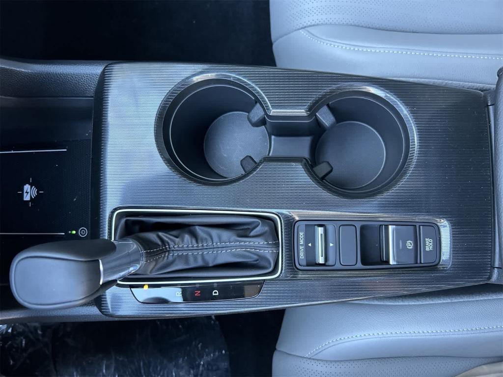 new 2025 Honda Civic Hybrid car, priced at $31,678