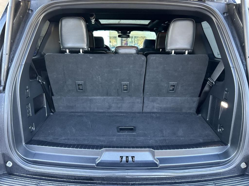 used 2021 Ford Expedition car, priced at $42,516