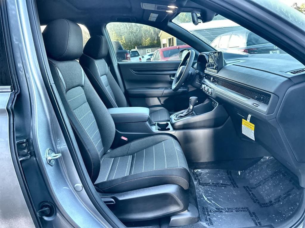 new 2025 Honda CR-V Hybrid car, priced at $34,217