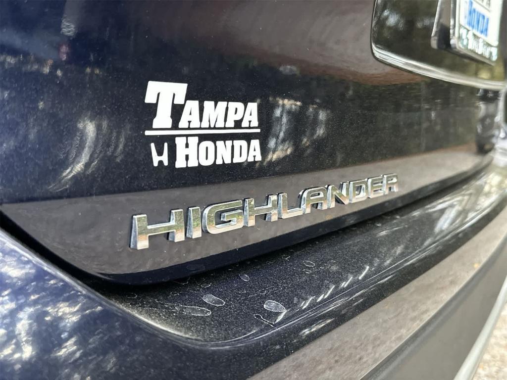 used 2024 Toyota Highlander car, priced at $44,765