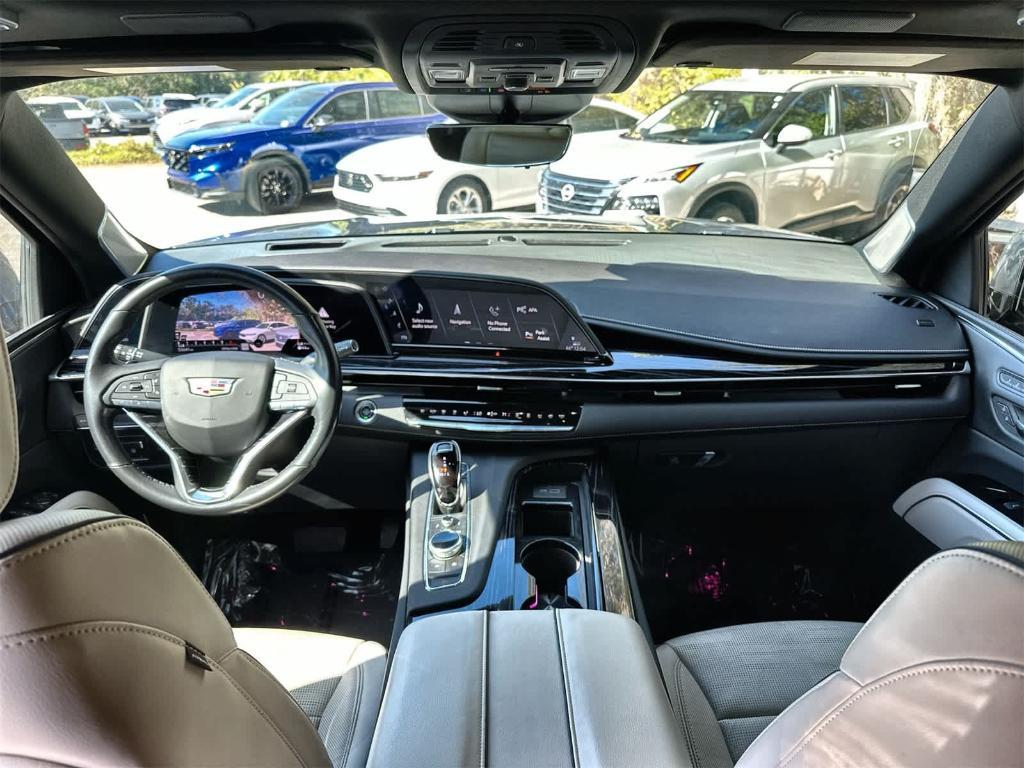 used 2021 Cadillac Escalade ESV car, priced at $55,279