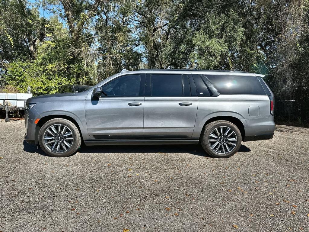used 2021 Cadillac Escalade ESV car, priced at $55,279