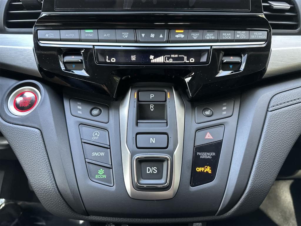 new 2026 Honda Odyssey car, priced at $42,365