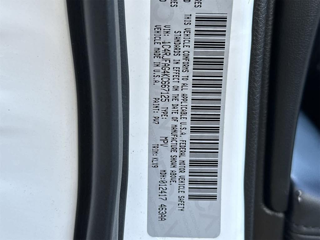 used 2019 Jeep Grand Cherokee car, priced at $10,865