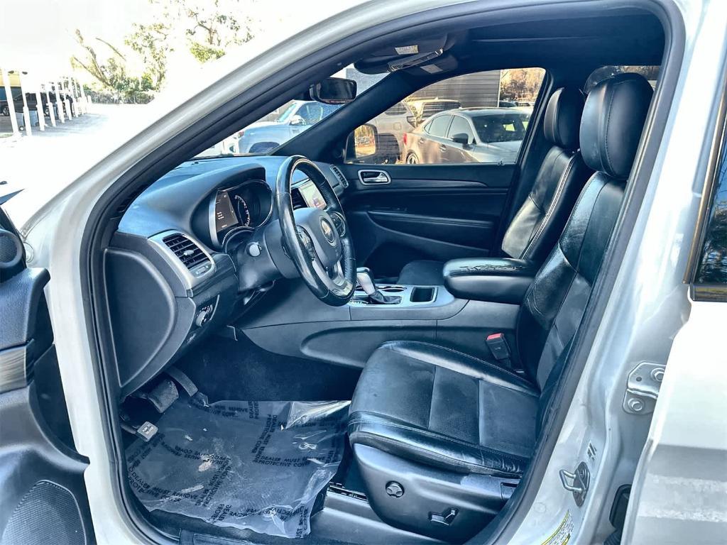 used 2019 Jeep Grand Cherokee car, priced at $10,865