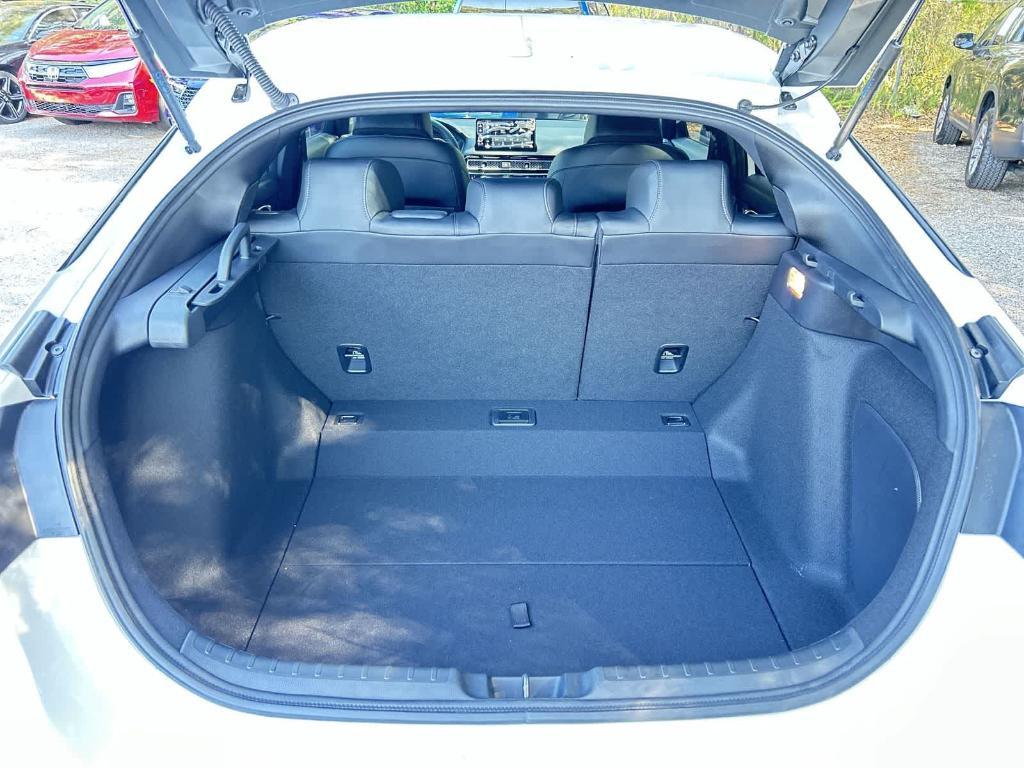 new 2026 Honda Civic Hybrid car, priced at $33,378