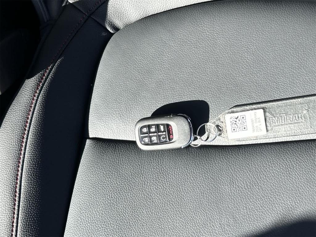 new 2026 Honda Odyssey car, priced at $42,977