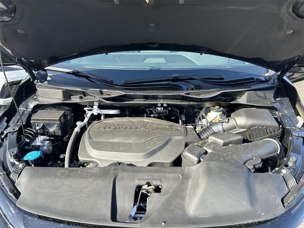 new 2026 Honda Odyssey car, priced at $42,977