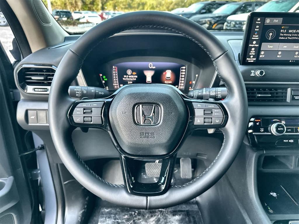 new 2026 Honda Pilot car, priced at $43,971