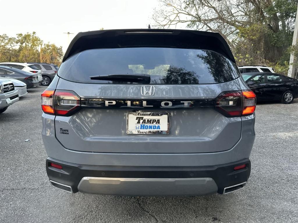 new 2026 Honda Pilot car, priced at $43,971