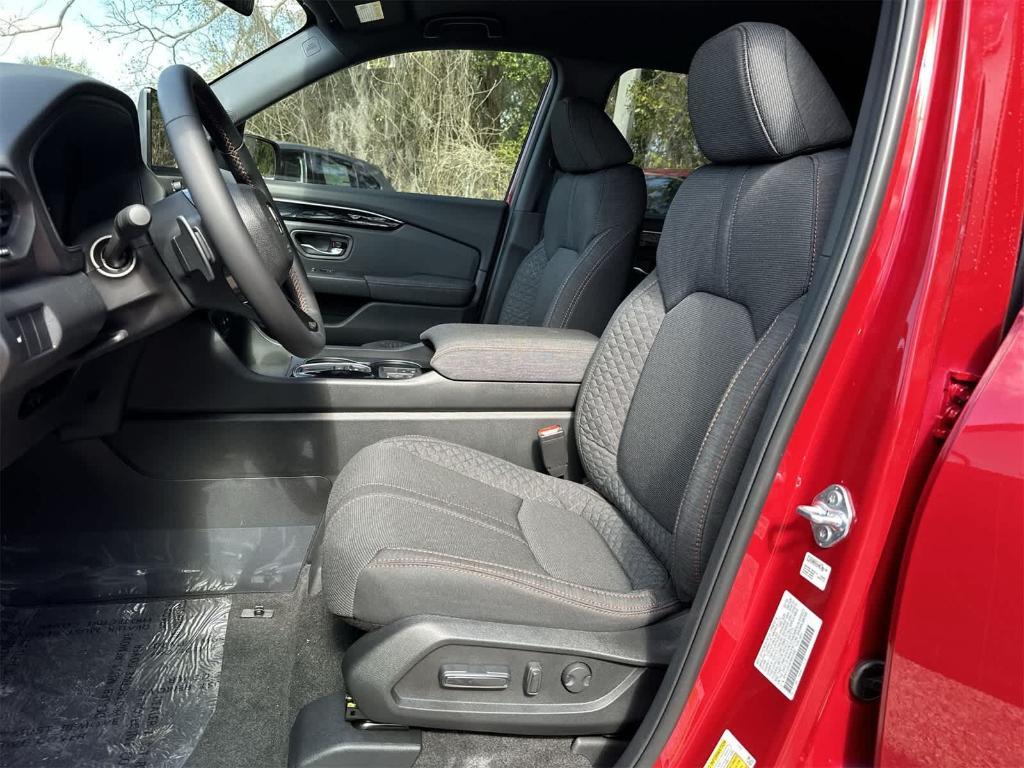 new 2026 Honda Pilot car, priced at $42,435