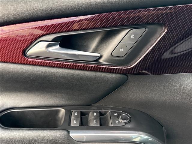 used 2024 Chevrolet Traverse car, priced at $48,995