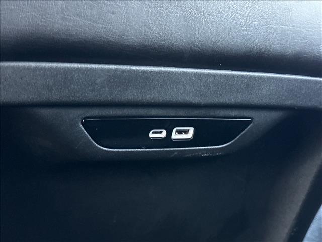 used 2025 Chrysler Pacifica car, priced at $33,995