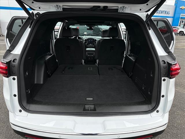used 2023 Chevrolet Traverse car, priced at $43,495