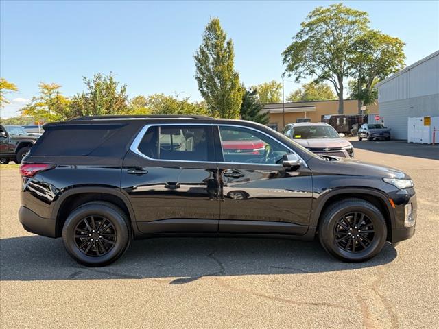 used 2023 Chevrolet Traverse car, priced at $30,995