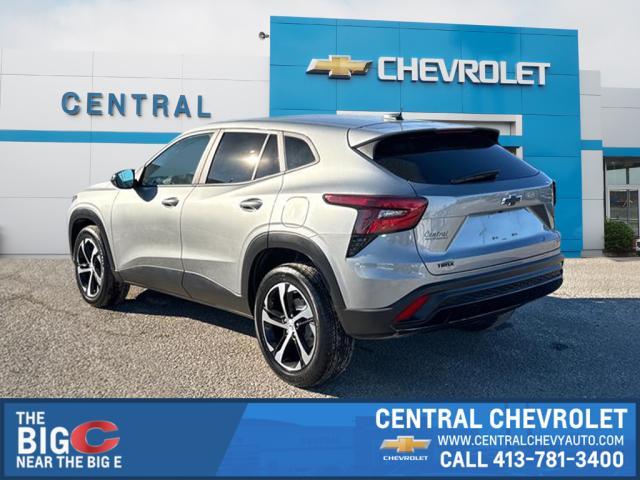 used 2024 Chevrolet Trax car, priced at $19,995