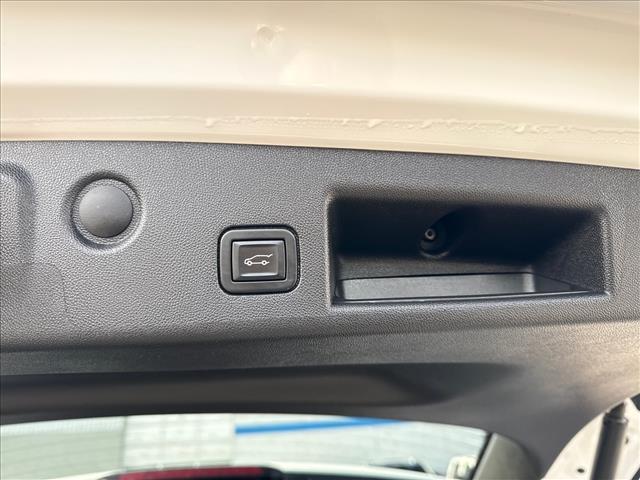 used 2022 Chevrolet Equinox car, priced at $24,995