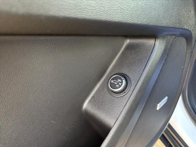 used 2023 Chevrolet Traverse car, priced at $39,995