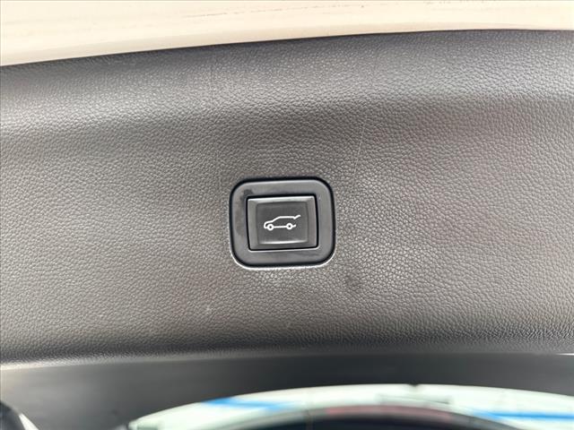 used 2023 Buick Enclave car, priced at $33,000