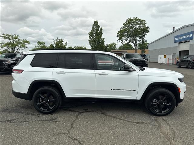 used 2023 Jeep Grand Cherokee L car, priced at $36,690