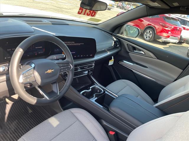 new 2025 Chevrolet Traverse car, priced at $37,060