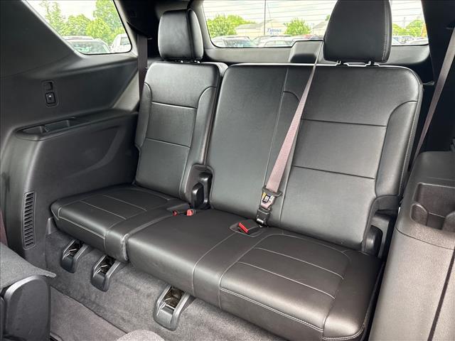 used 2023 Chevrolet Traverse car, priced at $36,690