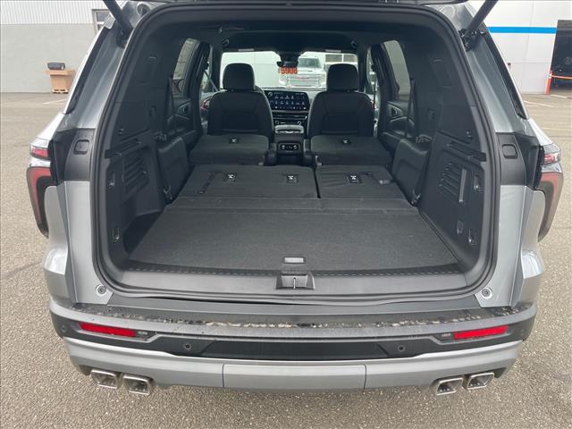 new 2026 Chevrolet Traverse car, priced at $50,315
